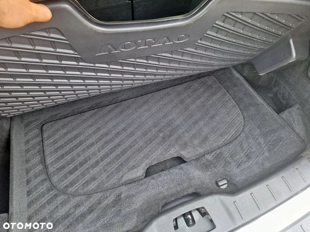 Volvo V50 1.8 Momentum - 27