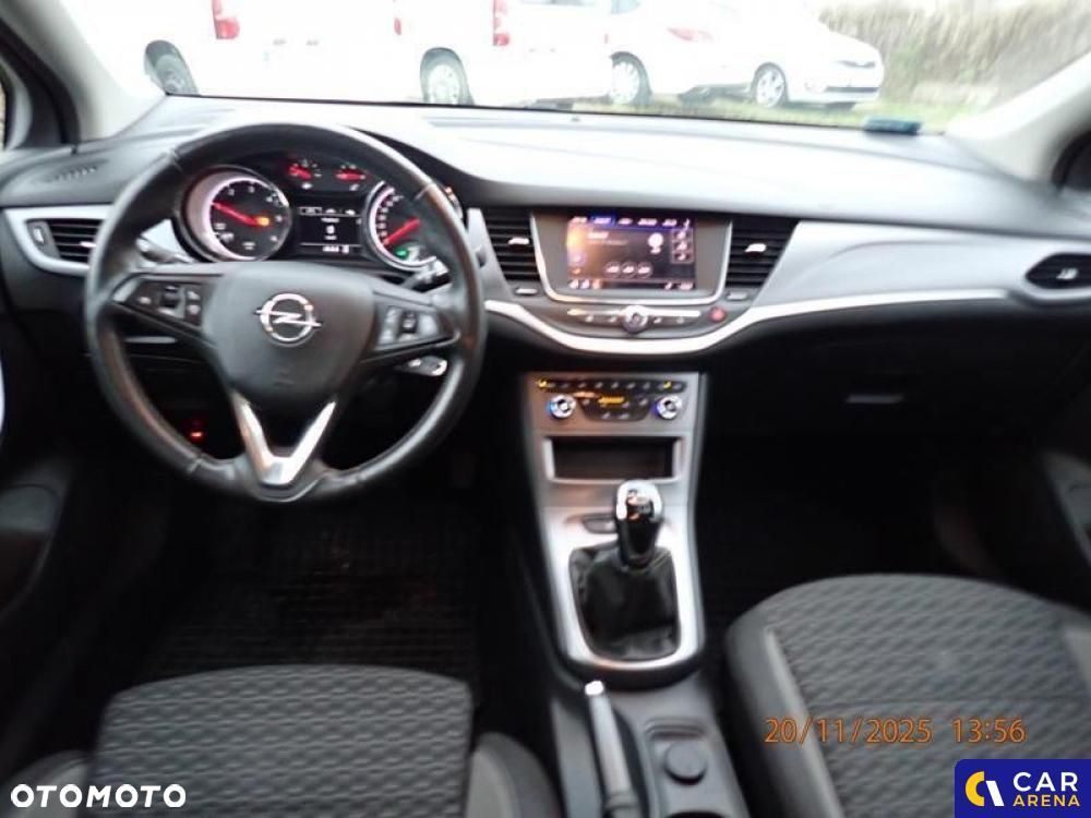 Opel Astra - 11