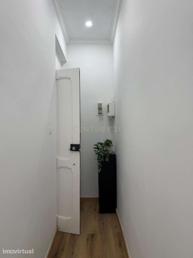 Apartamento Moderno T2 em Arroios, Lisboa - Oportunidade Única - Grande imagem: 2/10