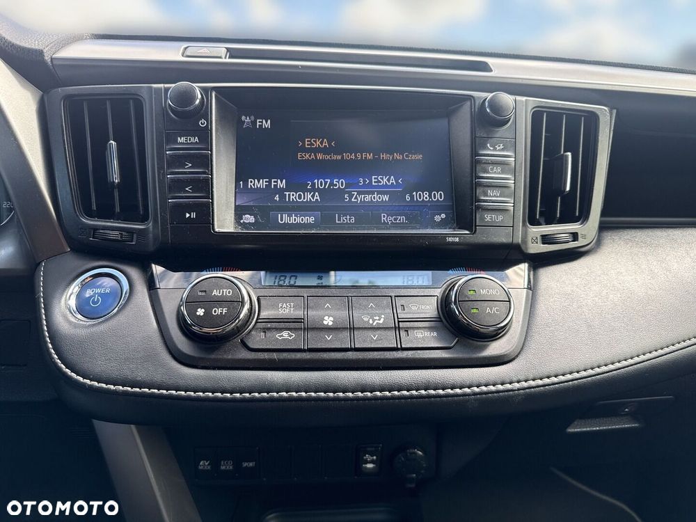 Toyota RAV4 Hybrid Premium 4x2 - 20