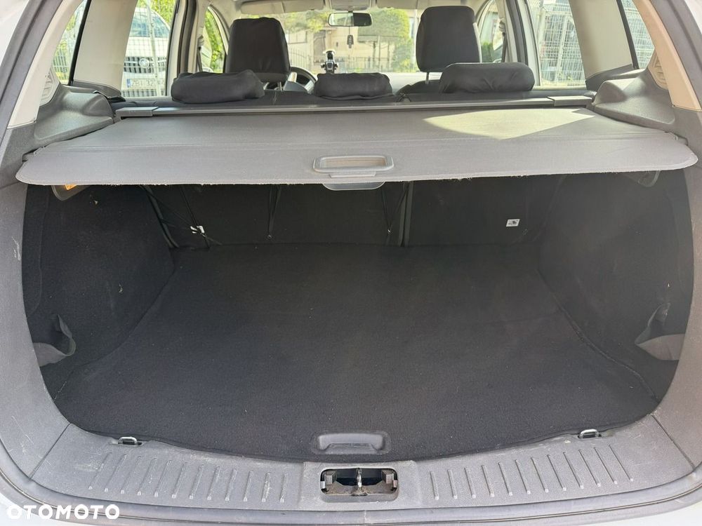 Ford Kuga - 14
