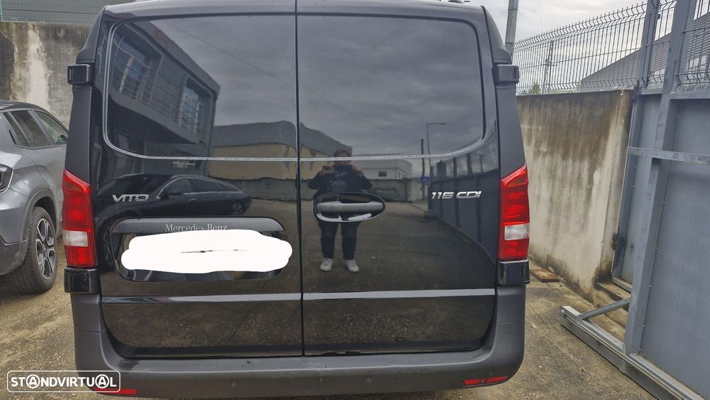 Mercedes-Benz V 200 - 3
