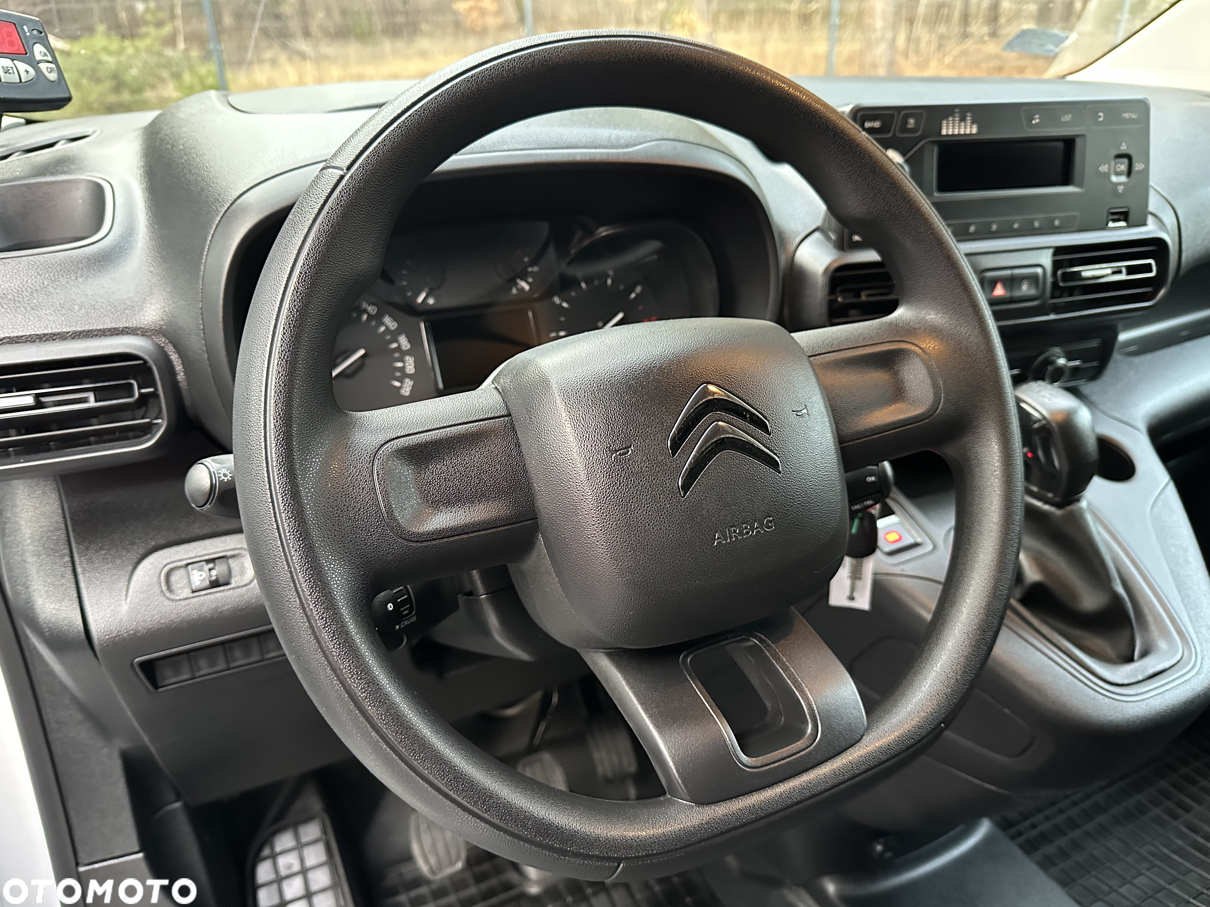 Citroën Berlingo Chłodnia/ Mroźnia Carrier Neos 100 / Salon PL / Bogate wyposażenie / Serwisowany / FV23% - 25