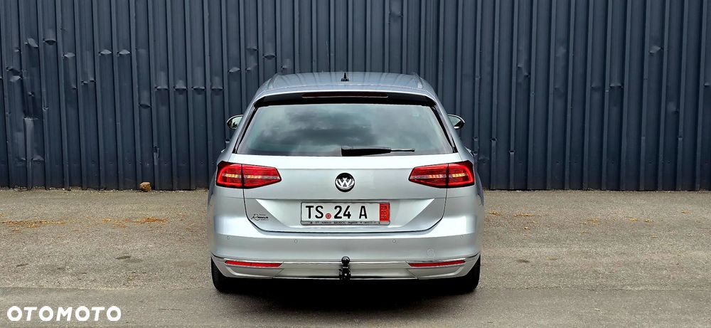 Volkswagen Passat 2.0 TDI SCR (BlueMotion Technology) 4Motion Highline - 3
