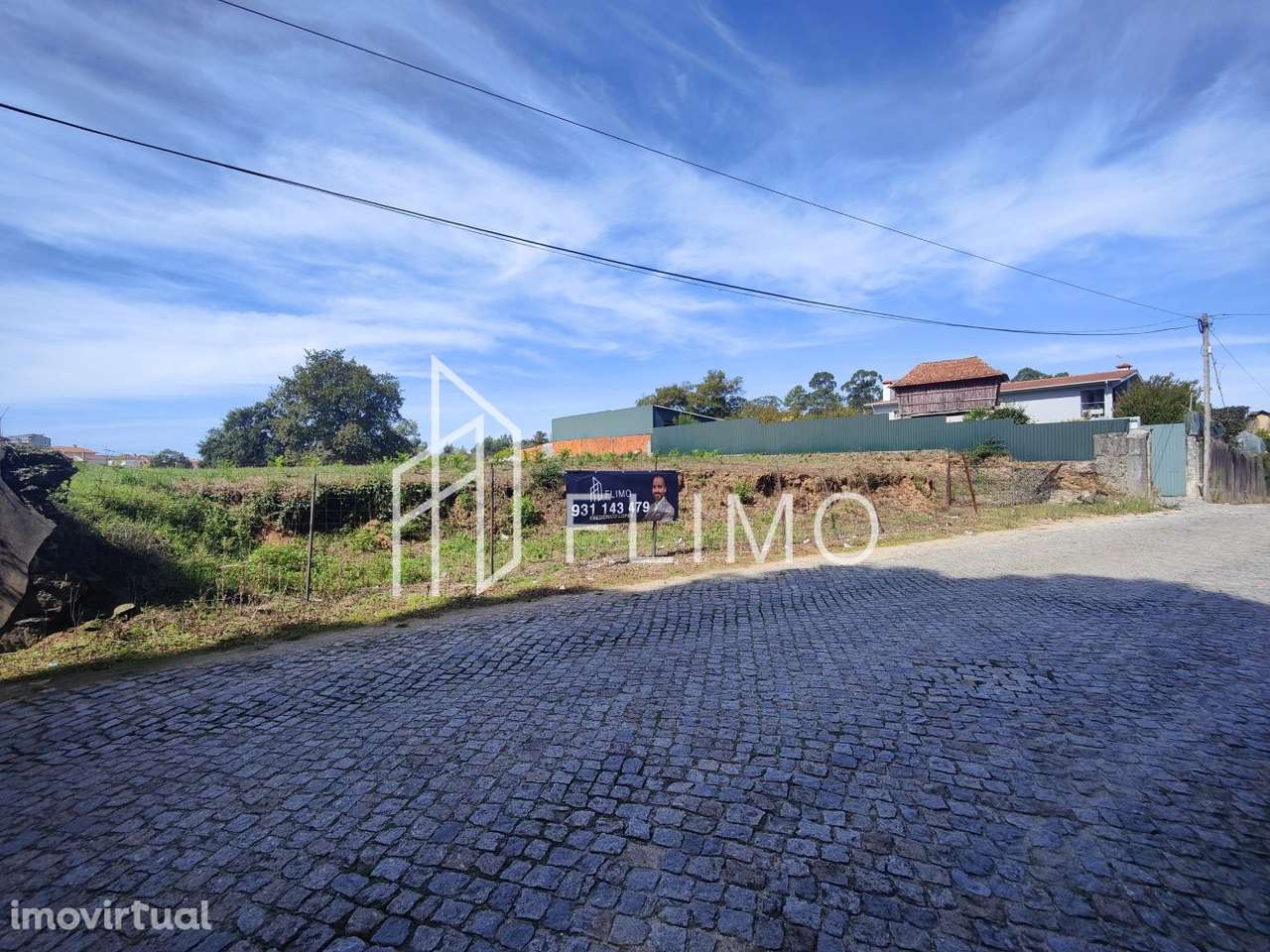 Terreno com viabilidade de construção, Paços de Brandão - Grande imagem: 2/17