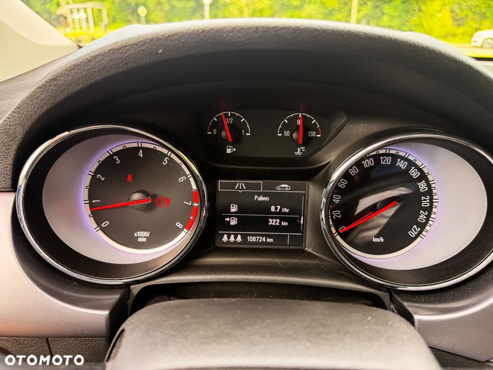 Opel Astra 1.4 T Enjoy - 25