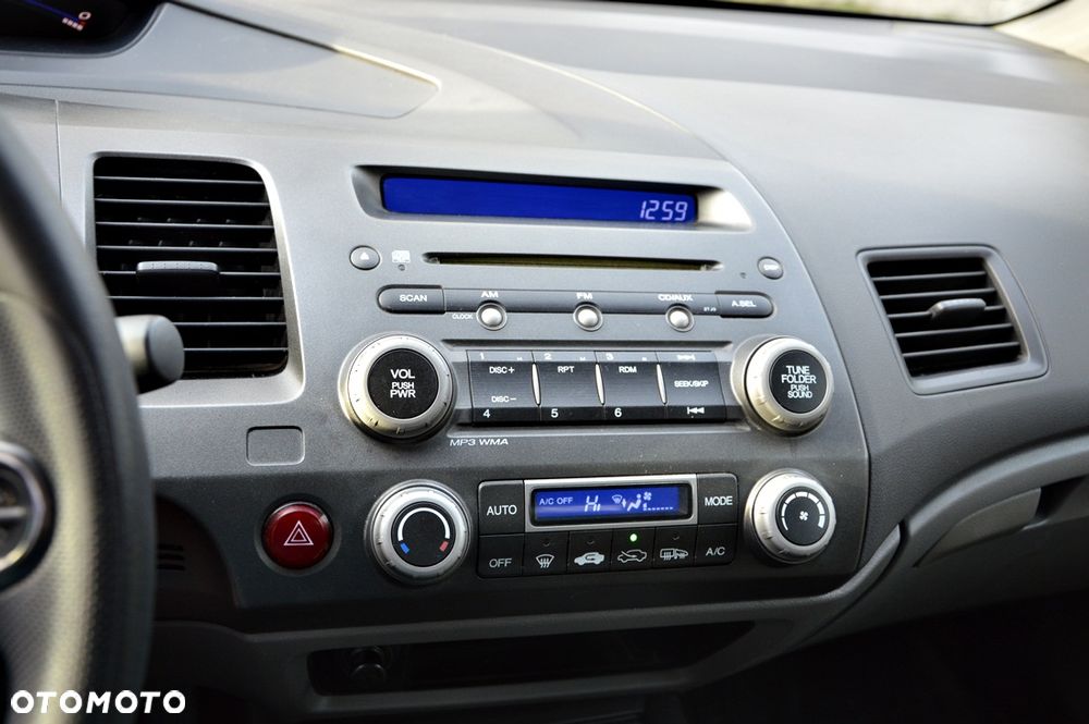 Honda Civic 1.8 Comfort - 16