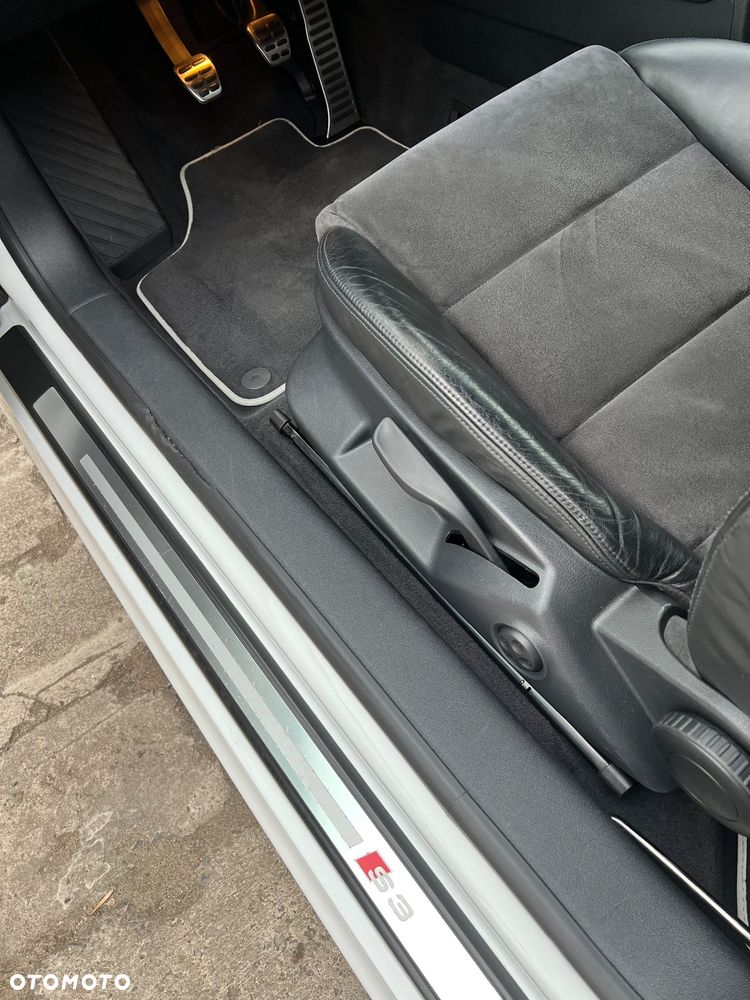 Audi S3 Standard - 15