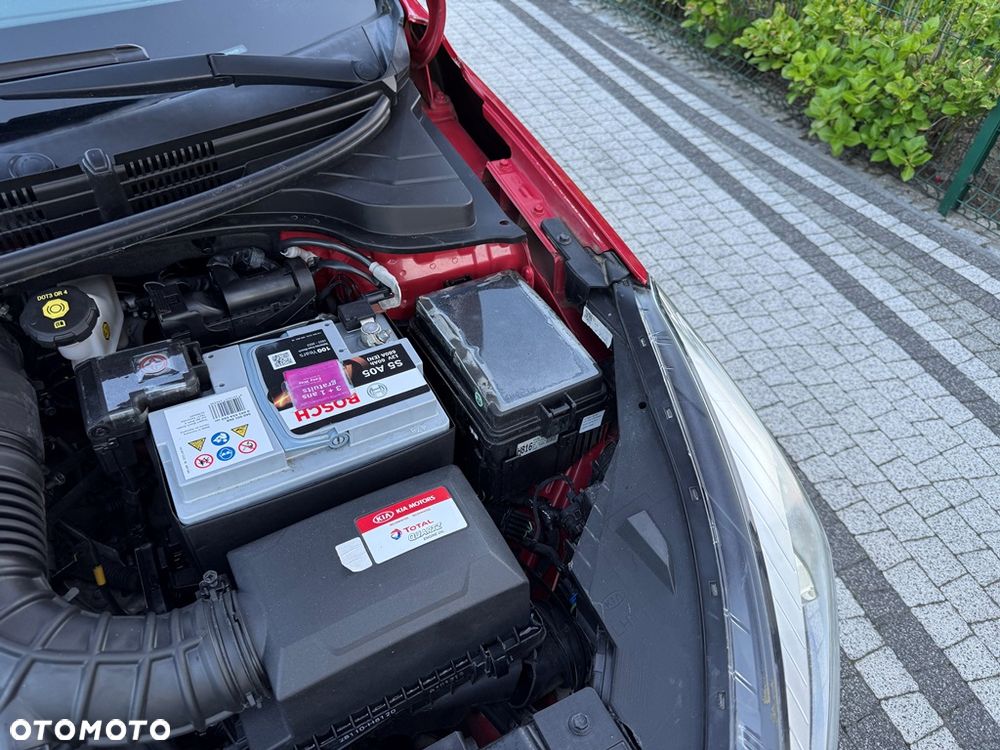 Kia Rio 1.0 T-GDI 100 Dream-Team Edition - 37