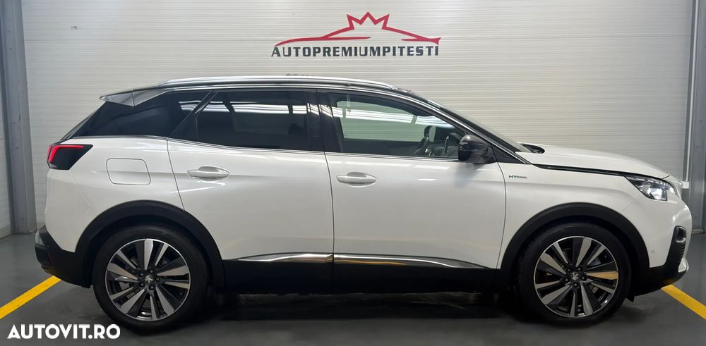 Peugeot 3008 Plug-In Hybrid 225 e-EAT8 GT - 16