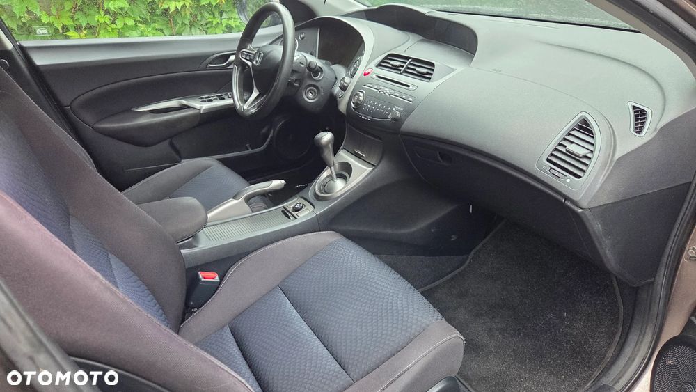 Honda Civic 1.4 Sport - 10