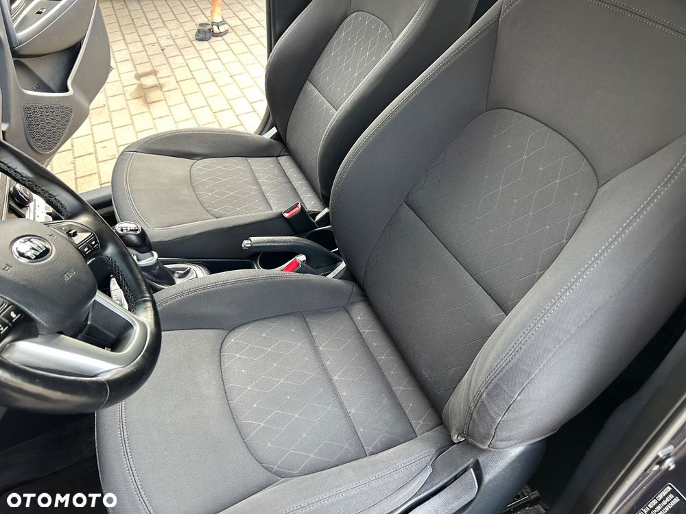 Kia Rio 1.4 M - 15