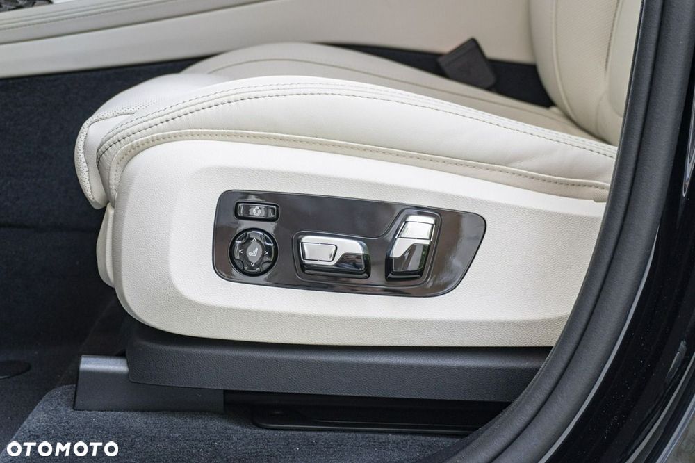 BMW X7 - 15