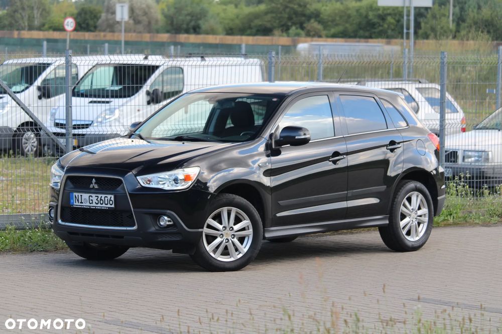 Mitsubishi ASX - 5