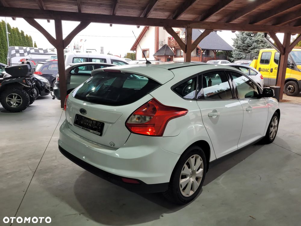 Ford Focus 1.6 TDCi Ambiente - 7