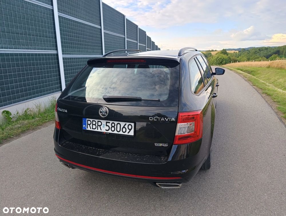 Skoda Octavia 2.0 TDI RS - 12