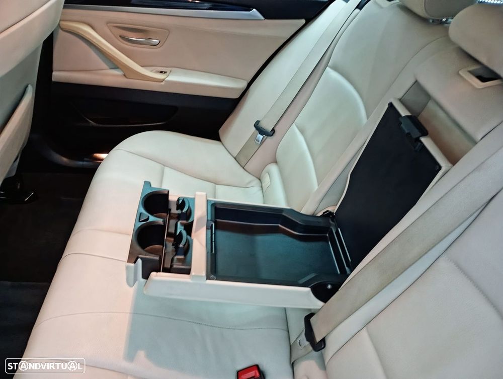 BMW 520 d xDrive Line Luxury Auto - 27