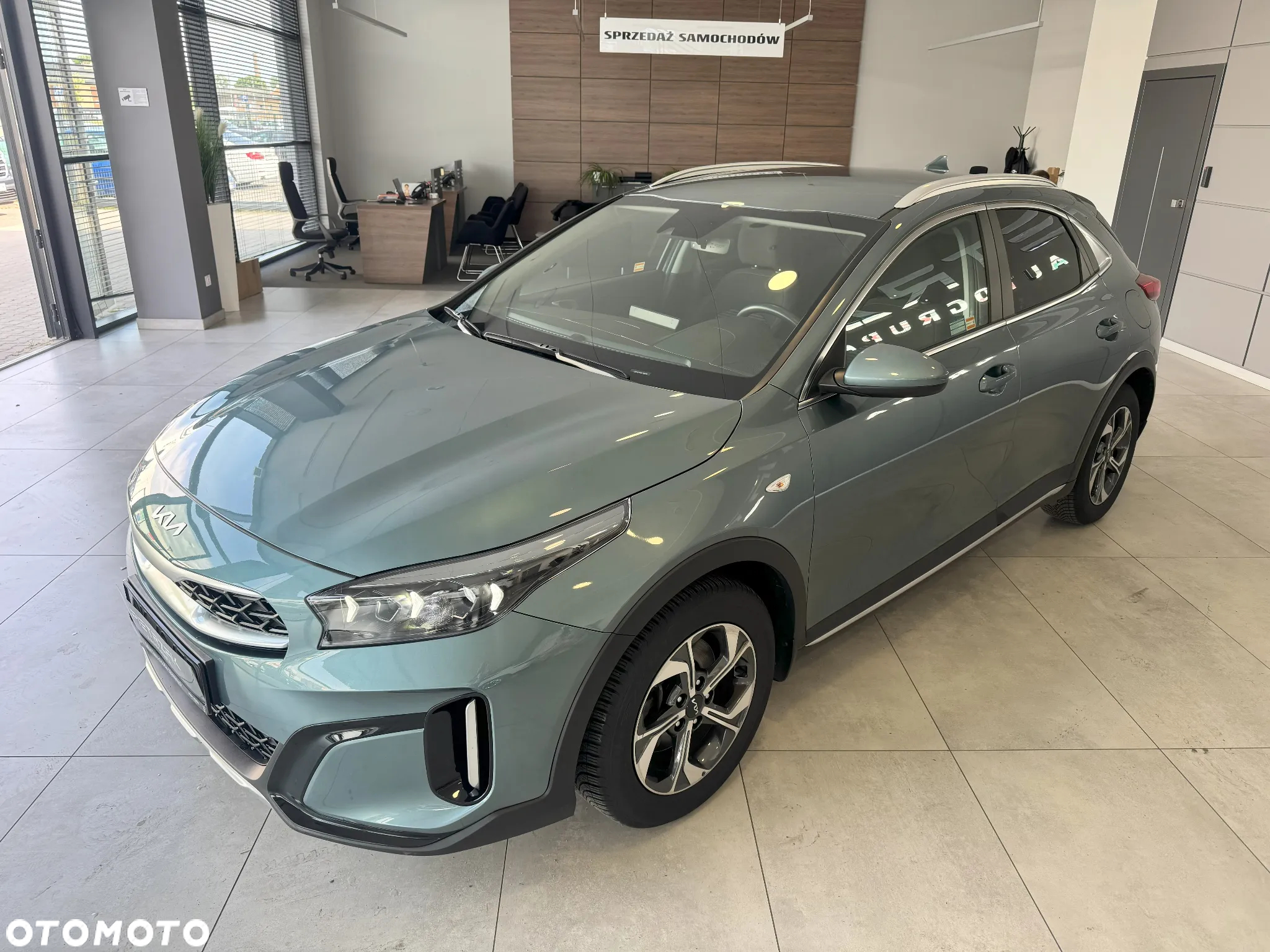Kia XCeed 1.5 T-GDI M - 2