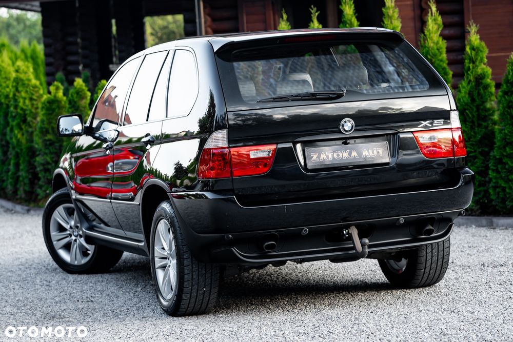 BMW X5 3.0 i - 8