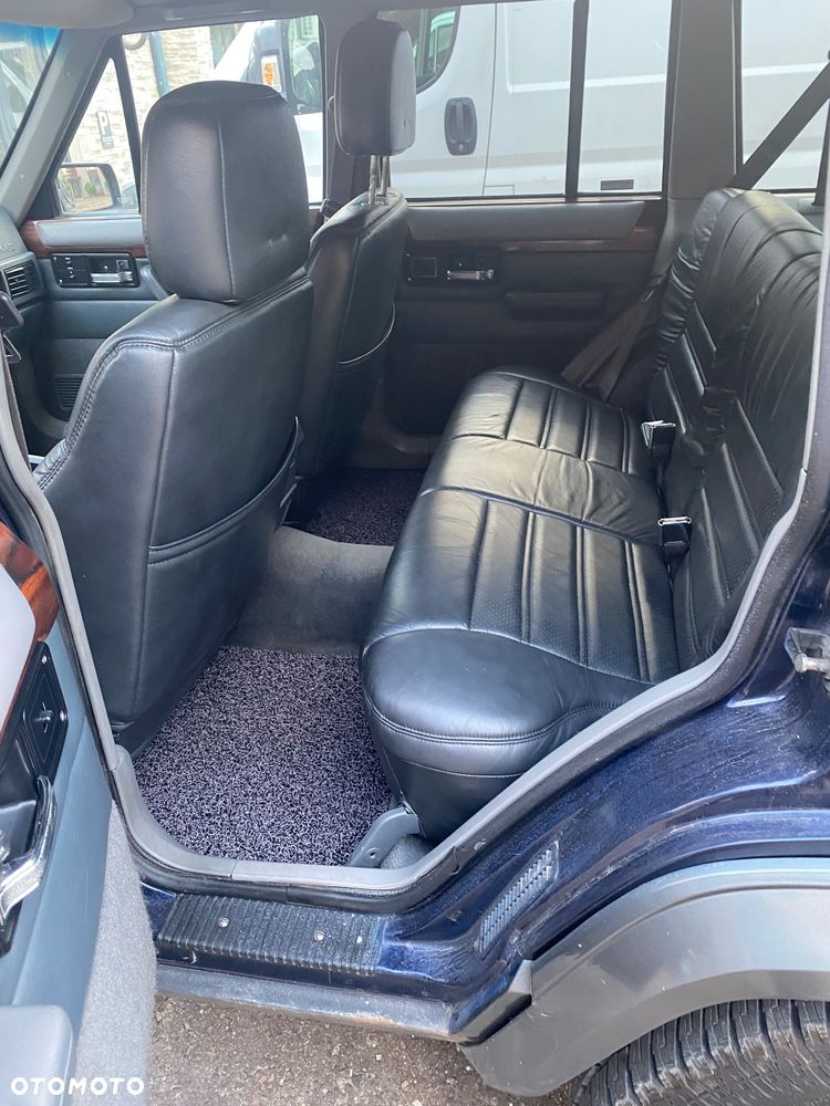 Jeep Cherokee 4.0 - 9