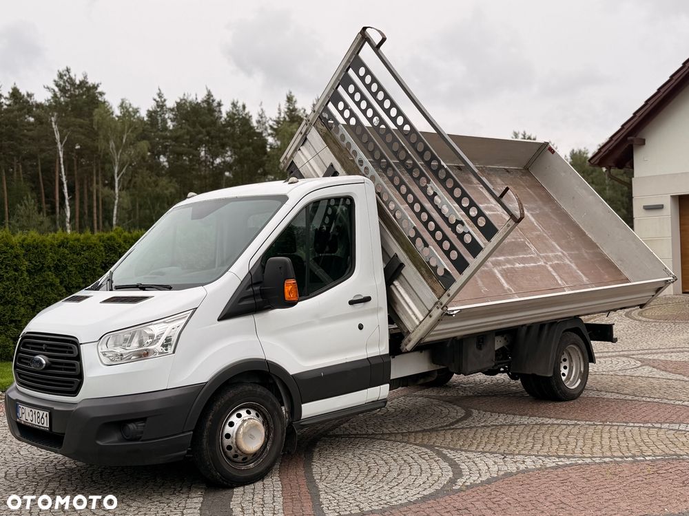 Ford Transit - 1