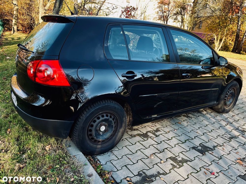 Volkswagen Golf V 1.6 Comfortline - 5