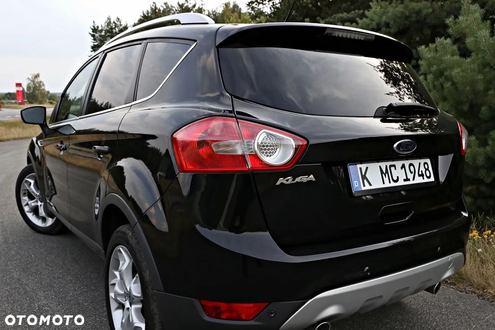Ford Kuga 2.0 TDCi 2x4 Titanium - 25