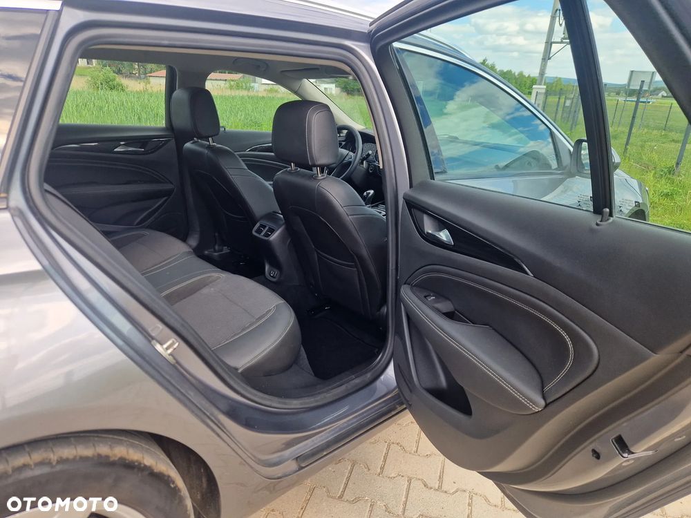 Opel Insignia 2.0 Exclusive - 19