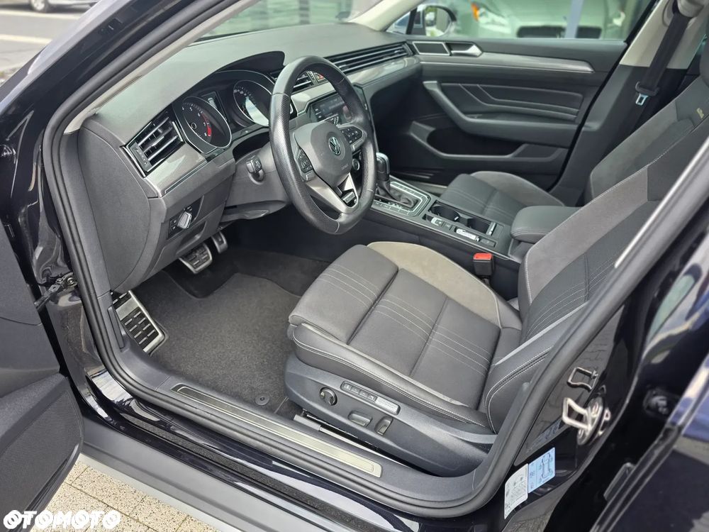 Volkswagen Passat Alltrack 2.0 TSI OPF 4 Motion DSG - 19
