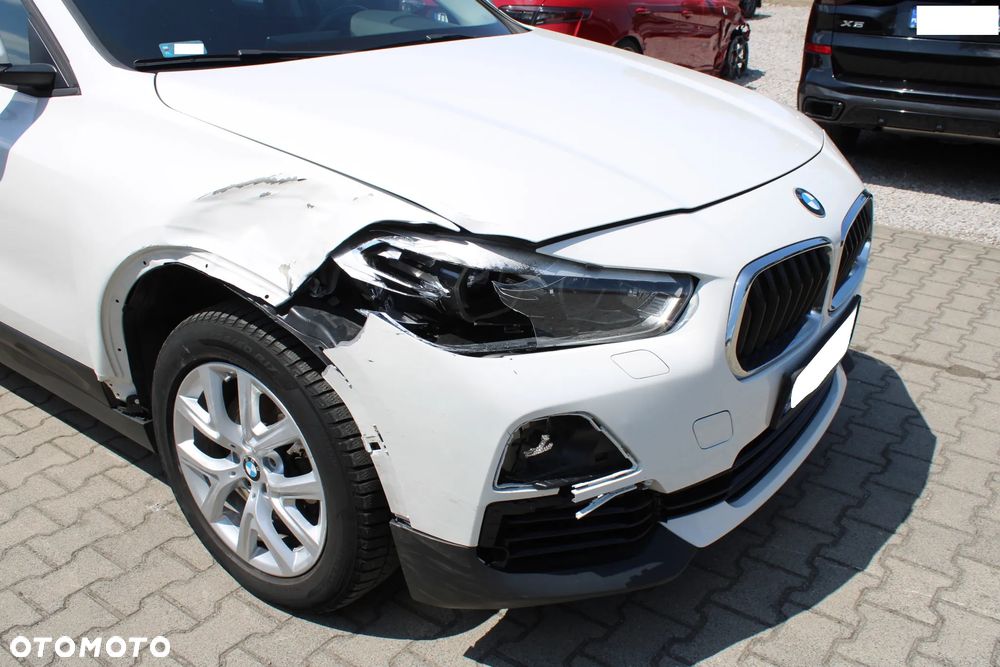 BMW X2 sDrive18i - 11