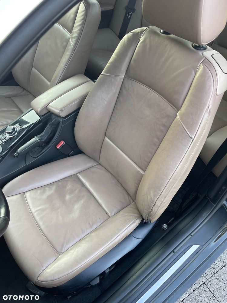 BMW Seria 3 325i M Sport Edition - 19