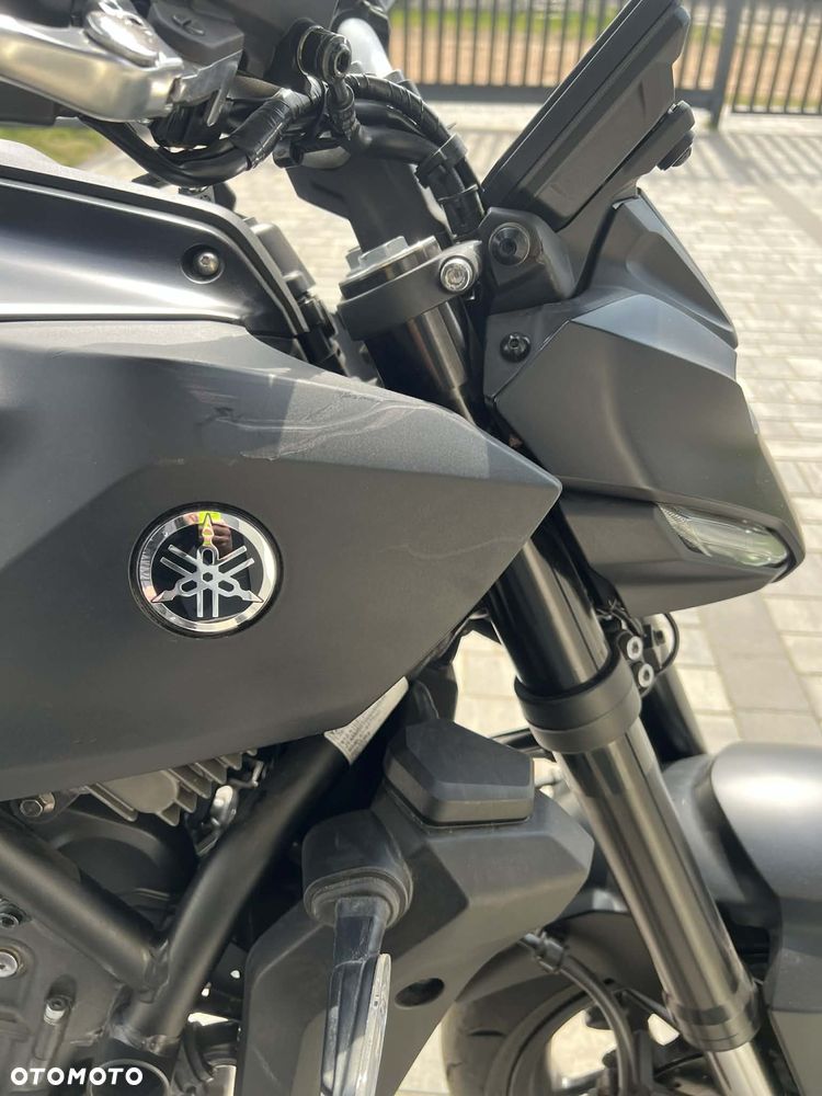 Yamaha MT - 30