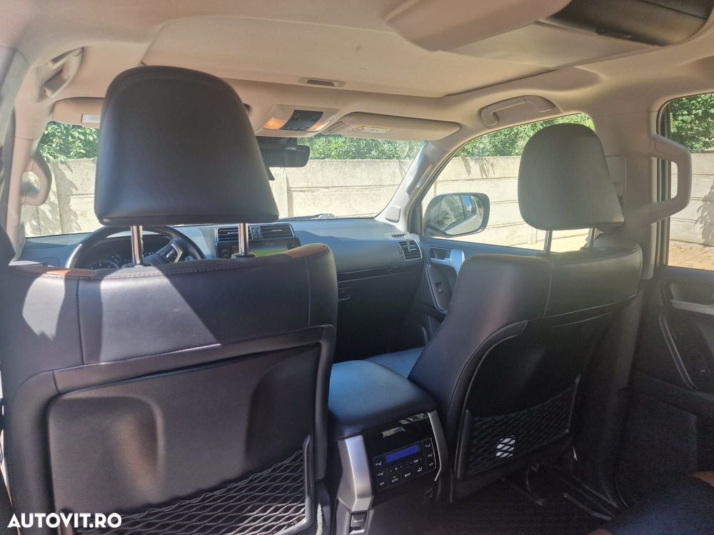 Toyota Land Cruiser 2.8l D-4D 204 CP A/T 7 locuri Luxury AVS - 14