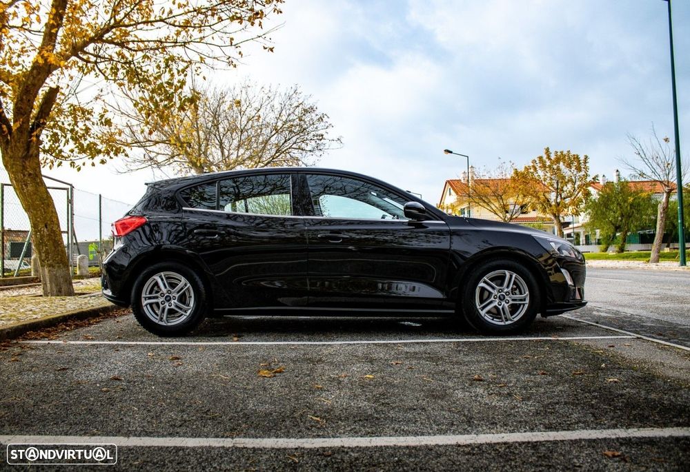Ford Focus 1.0 EcoBoost S&S COOL&CONNECT - 8