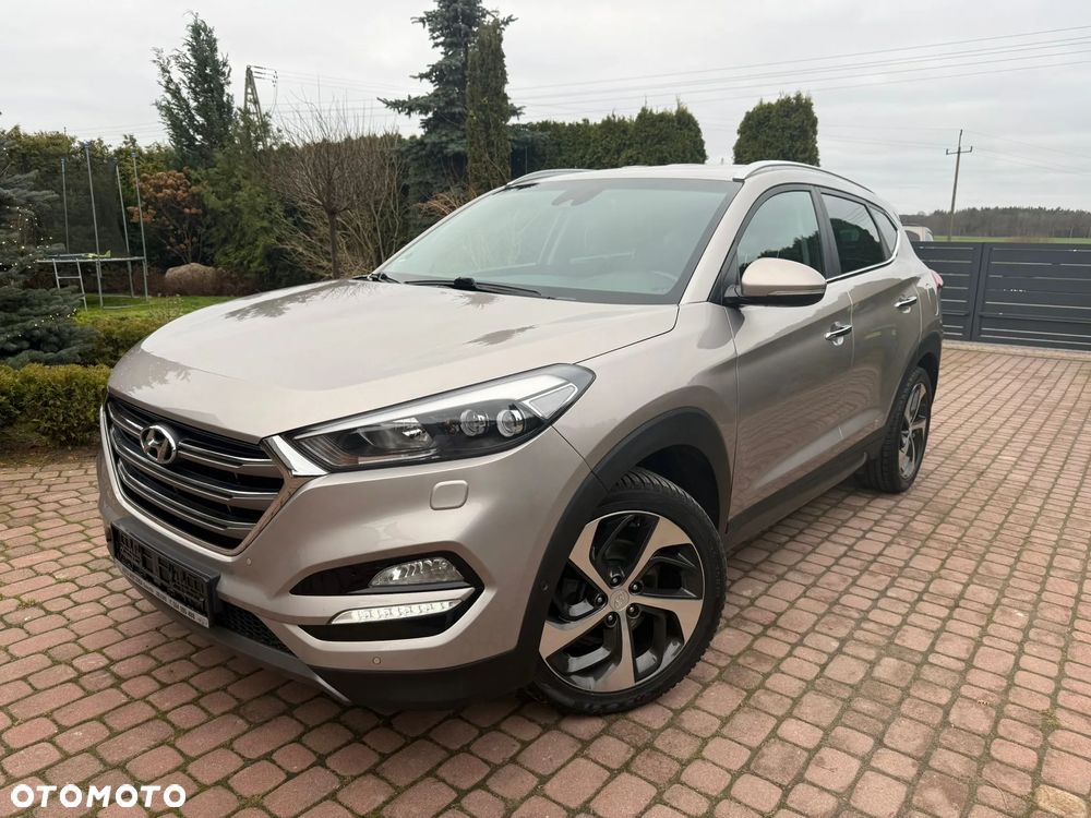 Hyundai Tucson 2.0 CRDI 4WD Automatik Style - 1