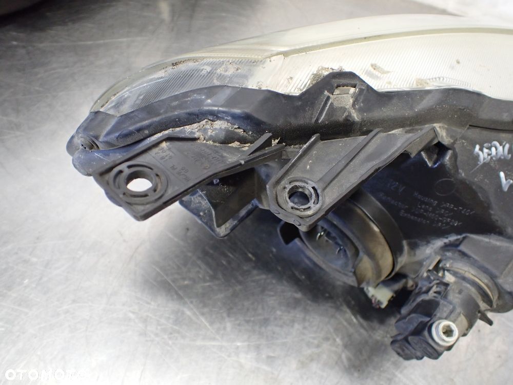 LAMPA LEWA PRZEDNIA FIAT SEDICI 1.9 - 4