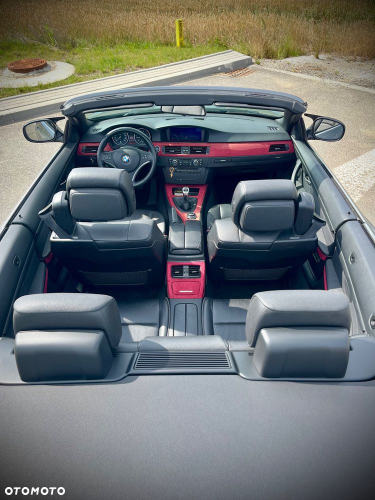 BMW Seria 3 325d - 26