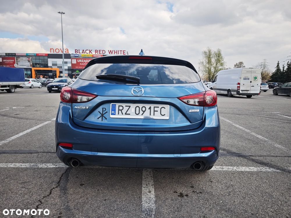 Mazda 3 - 9