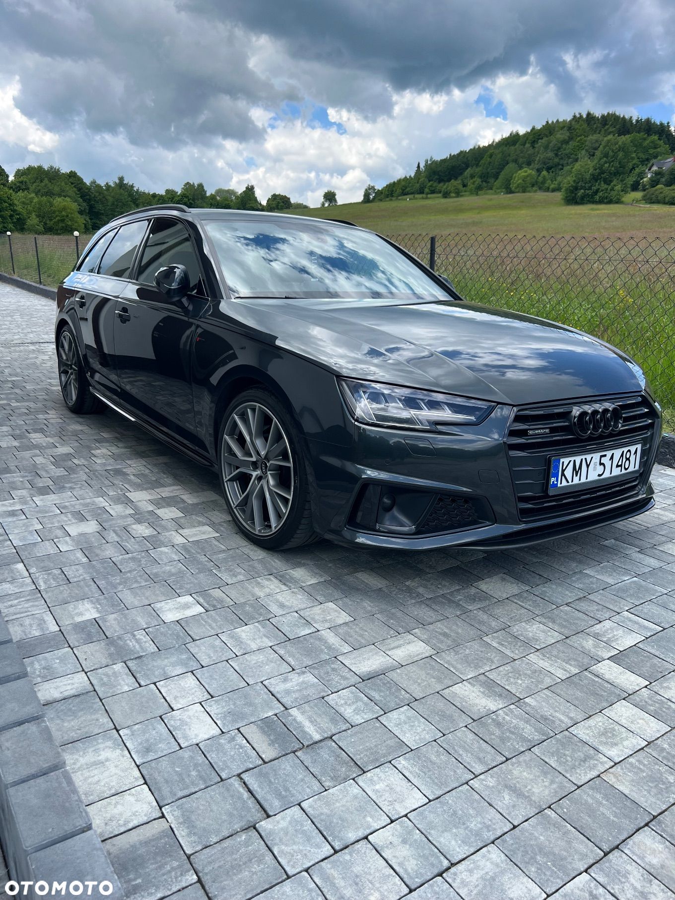 Audi A4 Avant 40 TDI quattro S tronic S line - 1