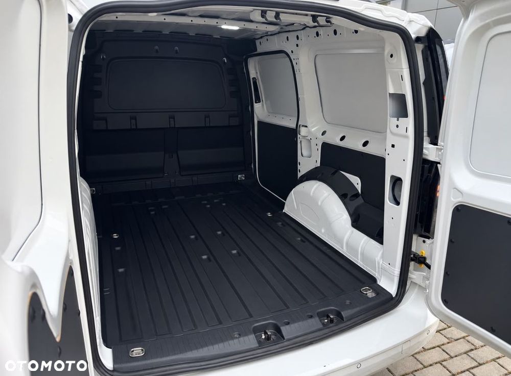 Volkswagen Caddy - 22