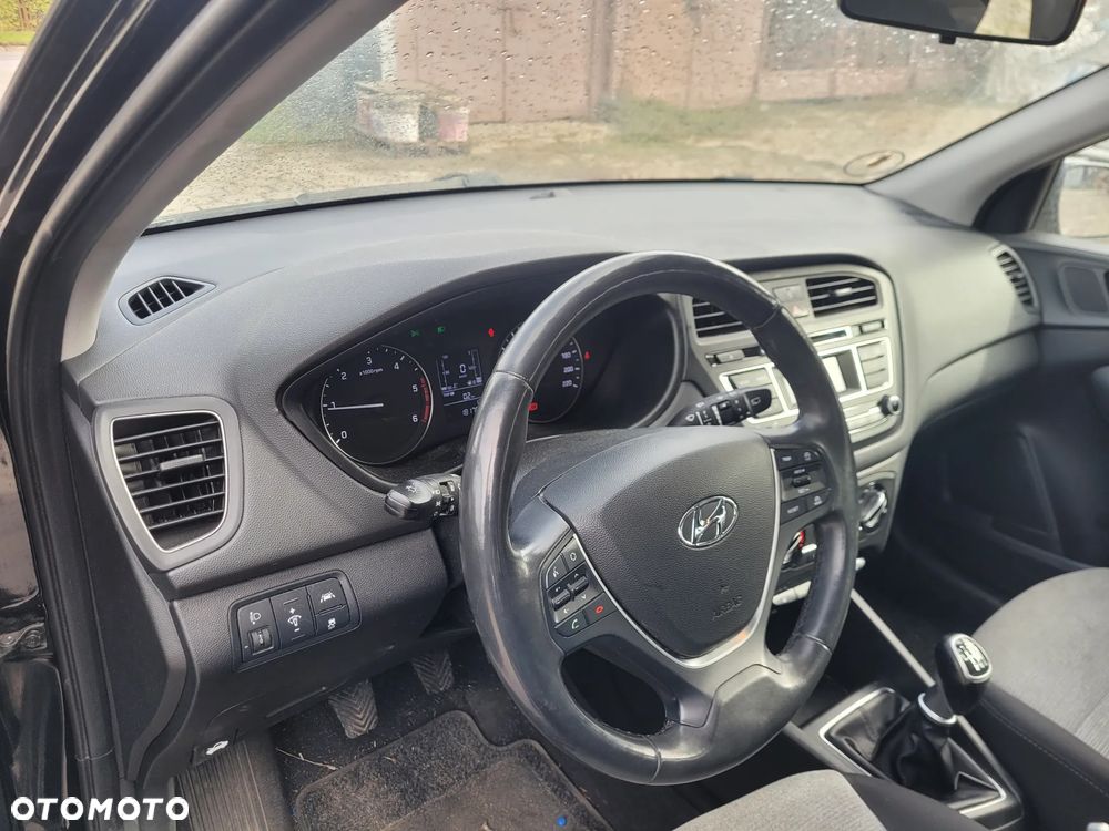 Hyundai i20 1.1 CRDi Comfort - 7