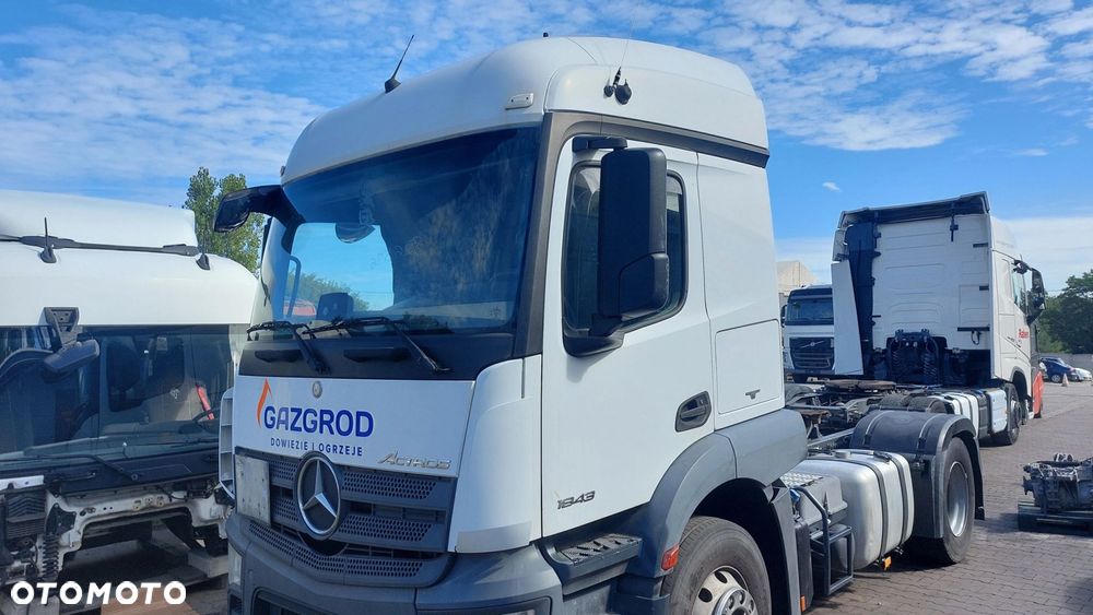 MERCEDES ACTROS AROCS MP4 KABINA SZKIELET WĄSKA 2,30 TUNEL 320 STREAM SPACE - 3