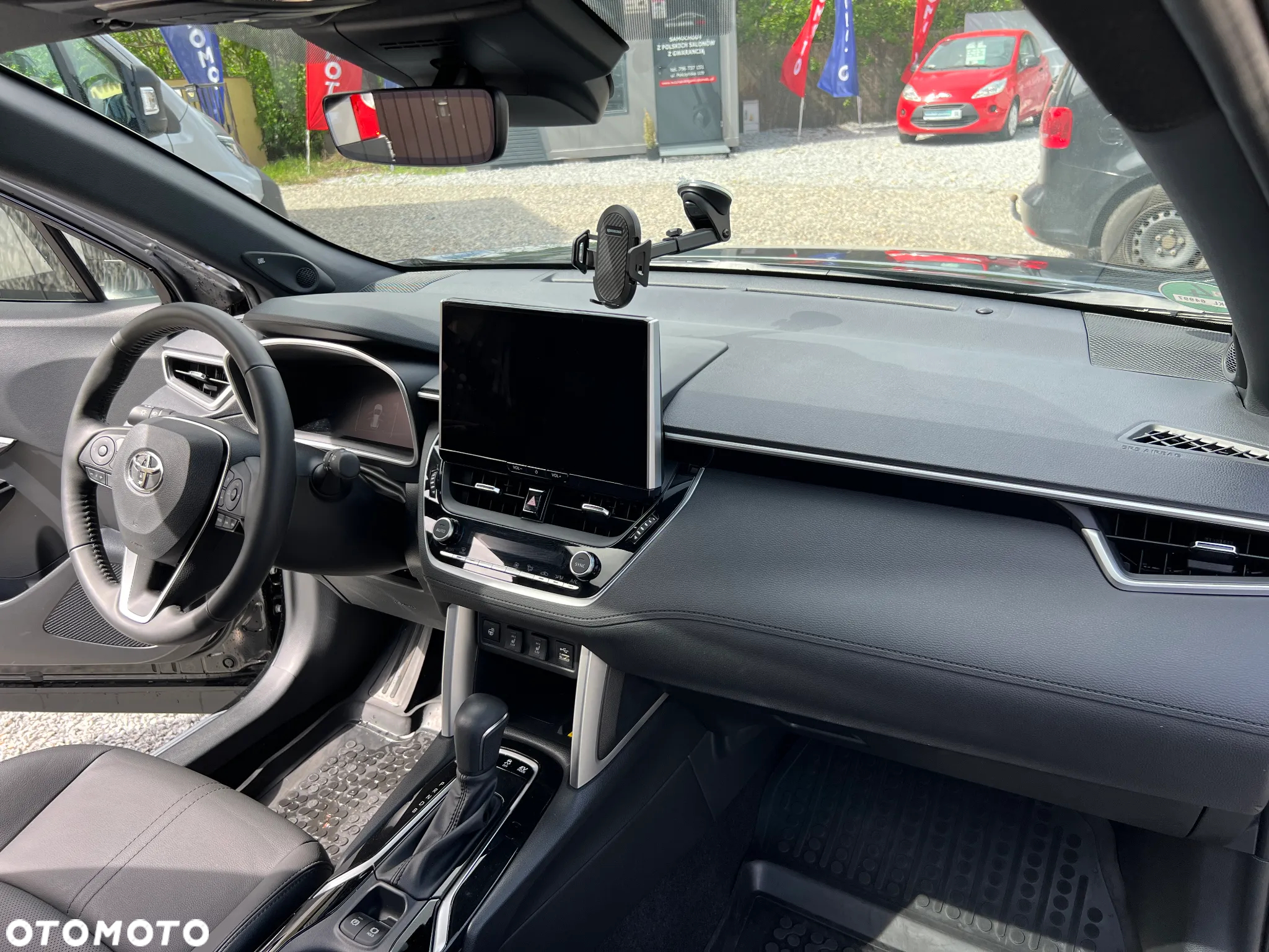 Toyota Corolla Cross 2.0 Hybrid Executive AWD - 12