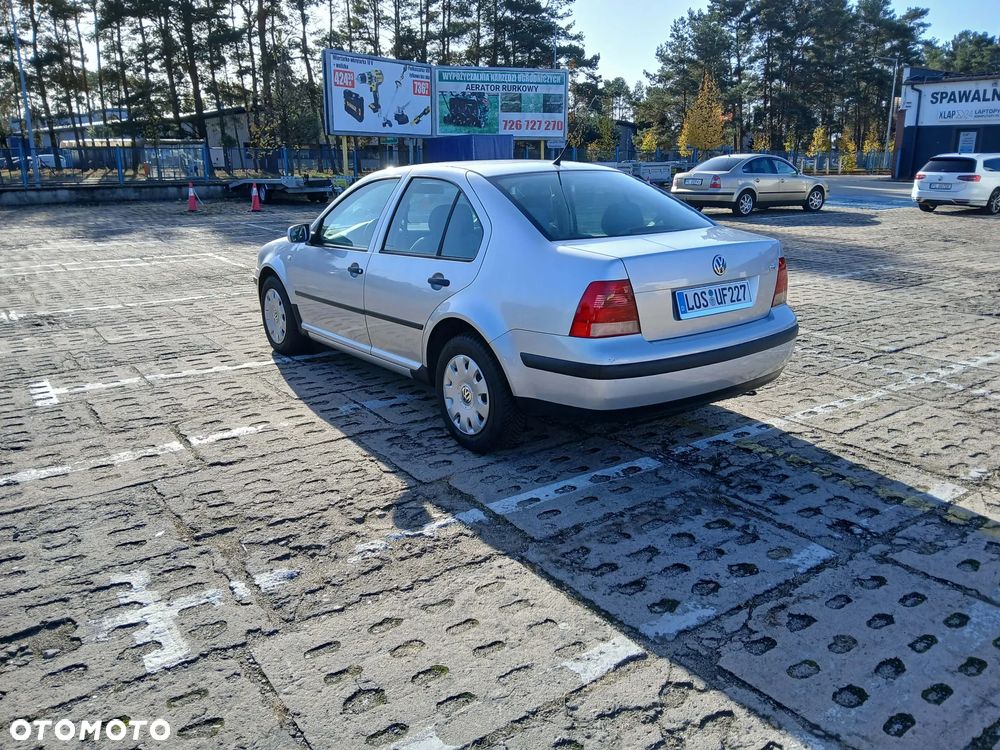 Volkswagen Bora 2002 photo 4