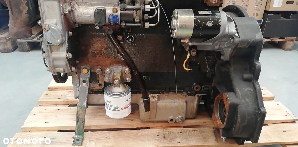 SILNIK PERKINS AA70274 67 kW/2600 rpm 10569 zł netto - 3