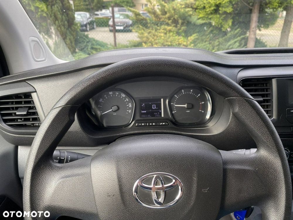 Toyota ProAce - 11