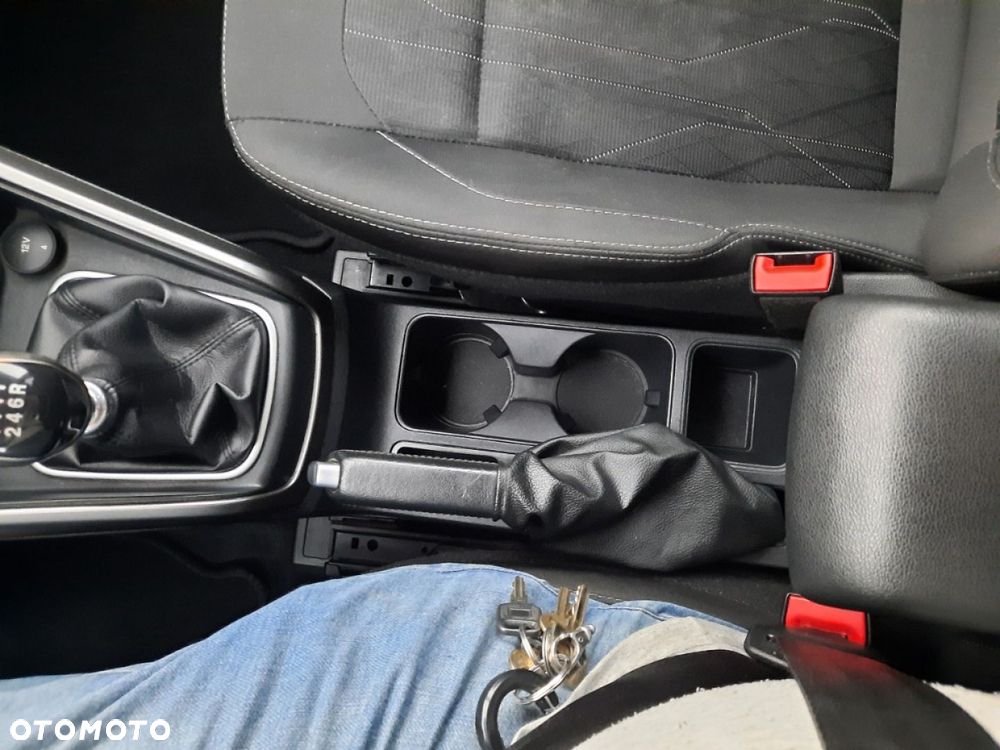 Ford EcoSport - 36