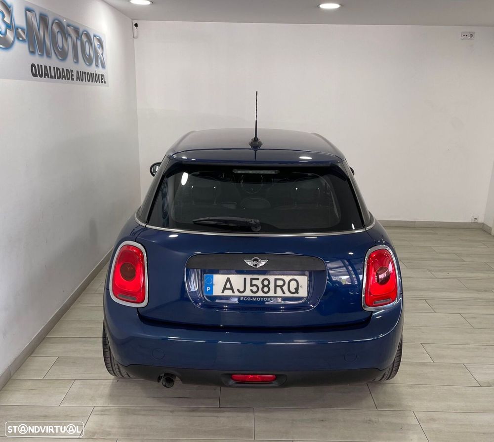MINI 5 Portas One D - 18