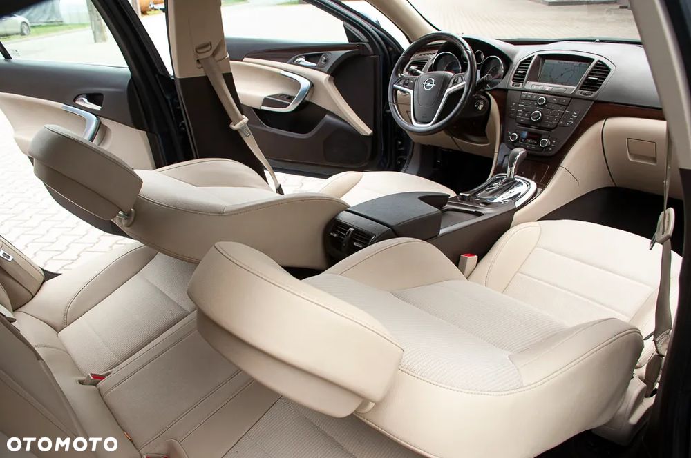 Opel Insignia 2.0 CDTI - 16
