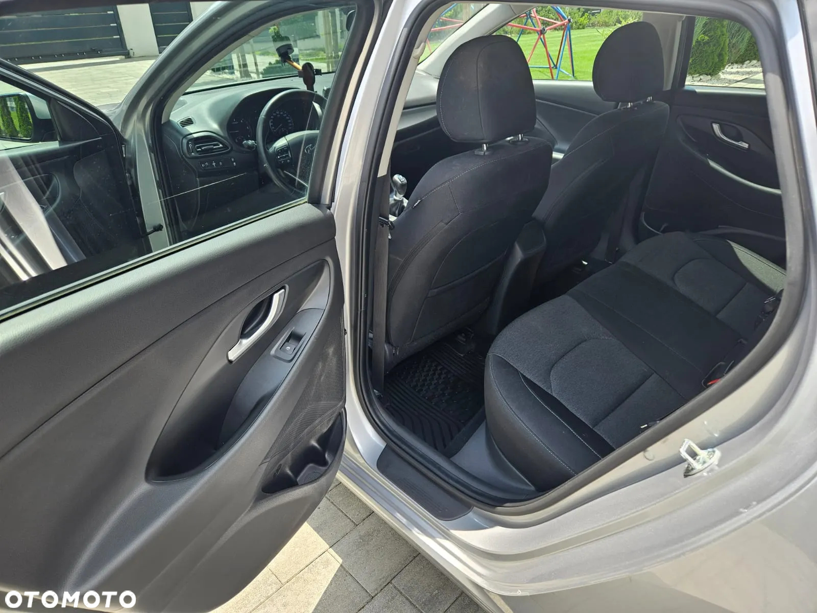 Hyundai i30 1.6 D Classic + - 22